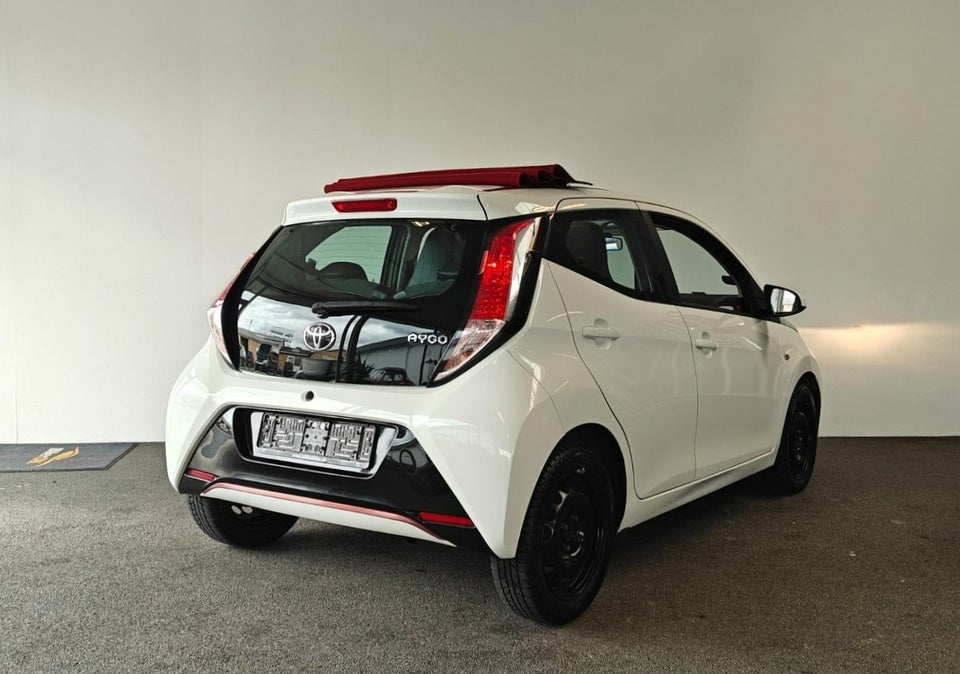 Toyota Aygo 1,0 VVT-i x-sky 5d