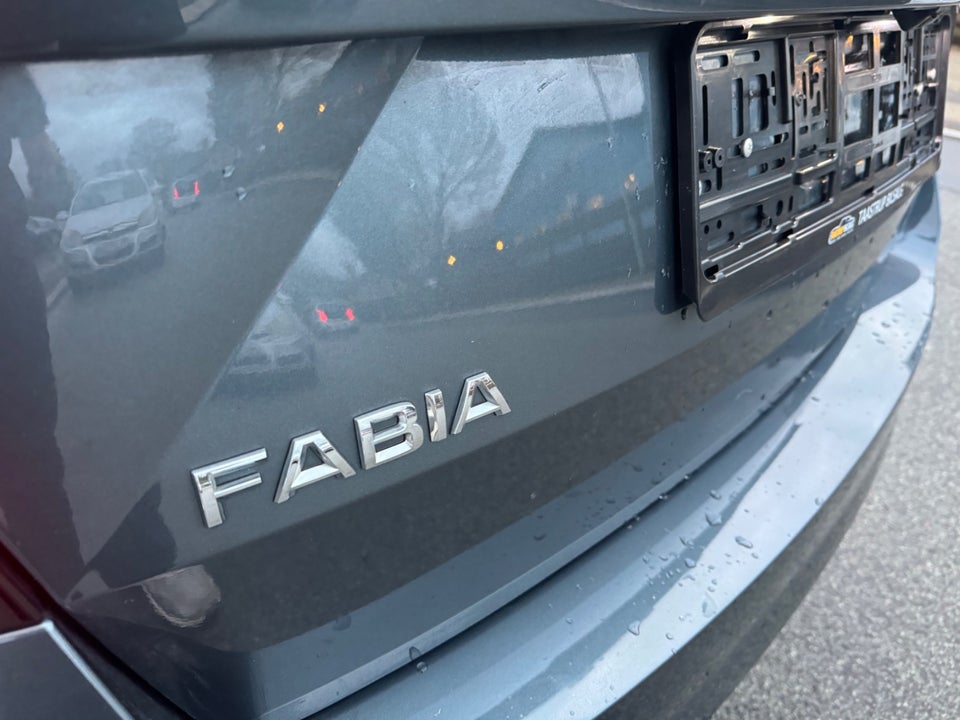 Skoda Fabia 1,0 MPi 60 Ambition Combi 5d