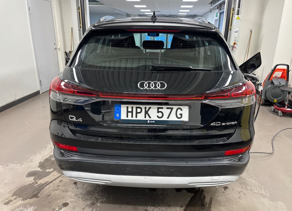 Audi Q4 e-tron 40 Advanced 5d