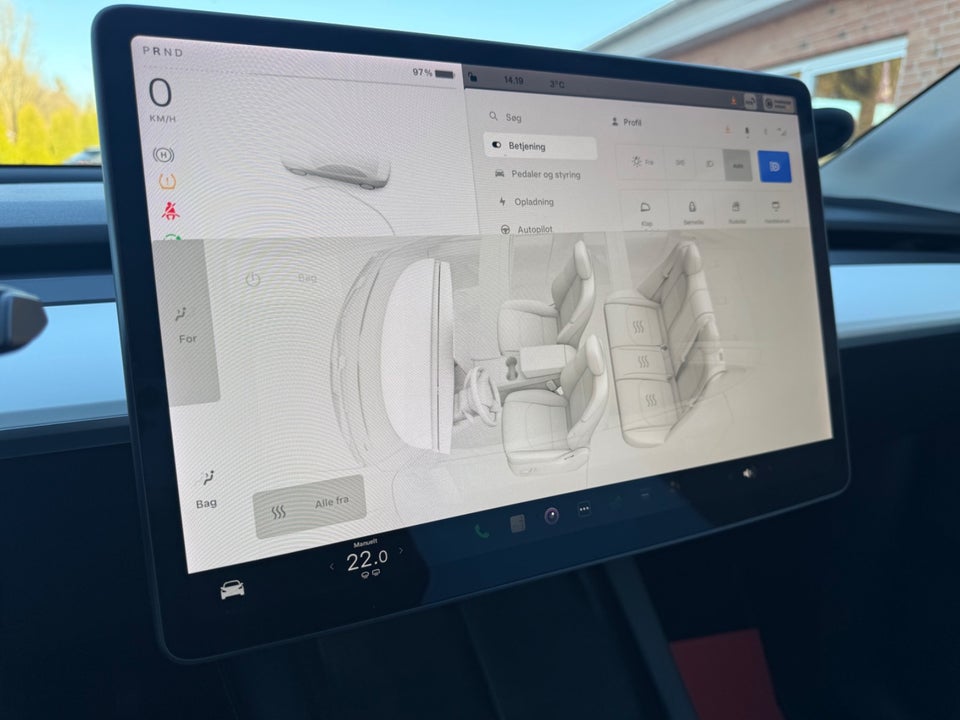 Tesla Model Y Long Range AWD 5d
