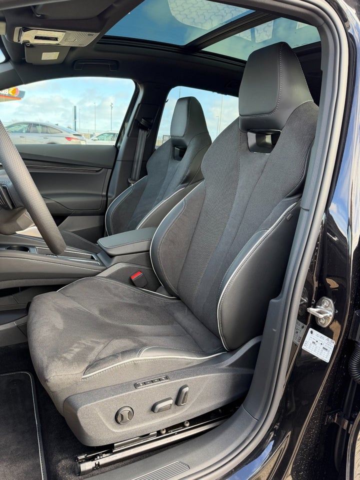 Skoda Enyaq 85 iV Sportline Advanced 5d