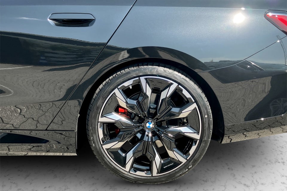 BMW i5 eDrive40 Touring Supercharged M-Sport Pro 5d