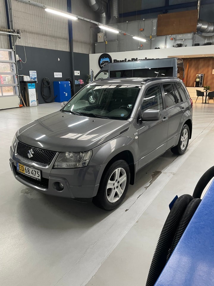 Suzuki Grand Vitara 1,9 DDiS GLX Van 5d