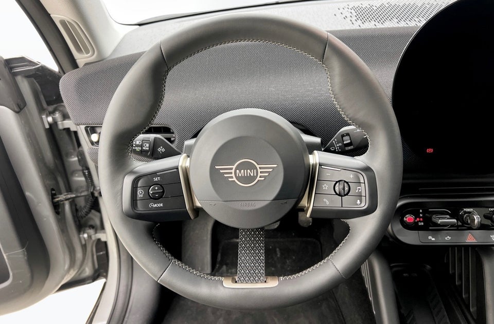 MINI Cooper SE Classic Trim XL 3d