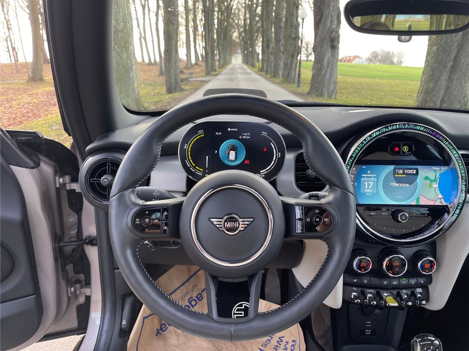 MINI Cooper SE Collection 3d