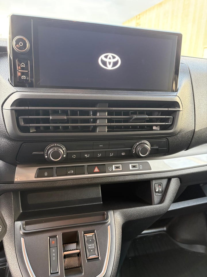 Toyota ProAce 75 Long Comfort Master