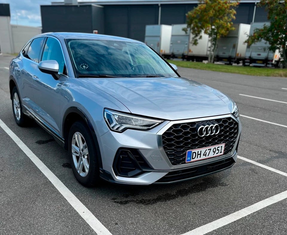 Audi Q3 45 TFSi e Attitude+ Sportback S-tr. 5d