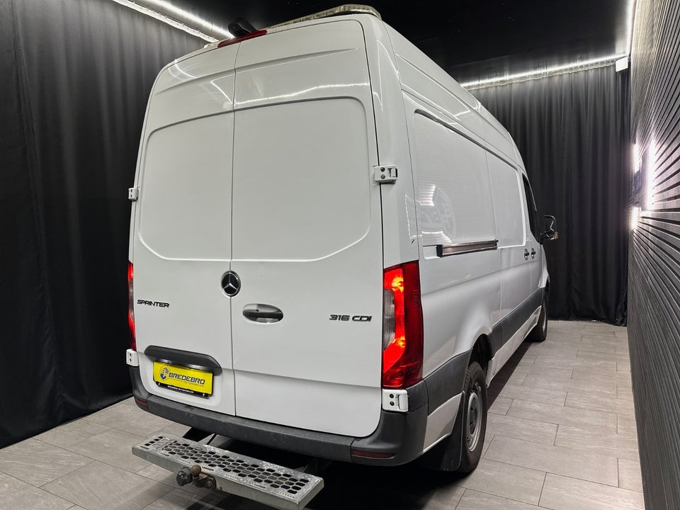 Mercedes Sprinter 316 2,2 CDi A2 Kassevogn RWD