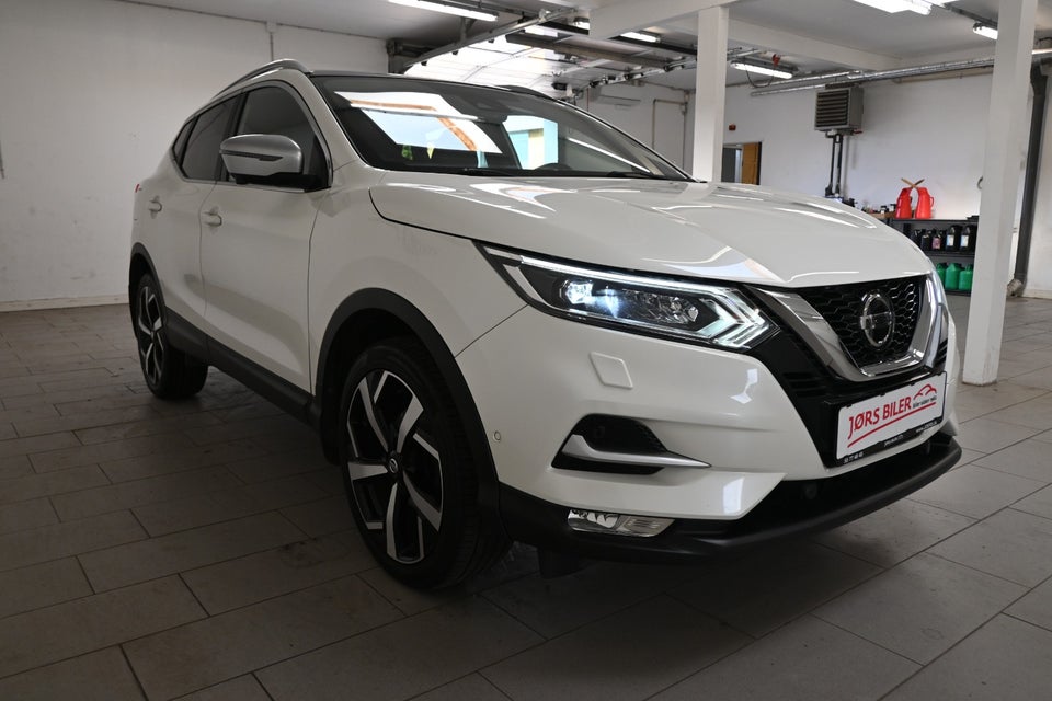 Nissan Qashqai 1,3 Dig-T 160 Tekna+ 5d