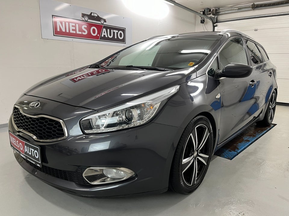 Kia Ceed 1,6 CRDi 128 Spring SW 5d