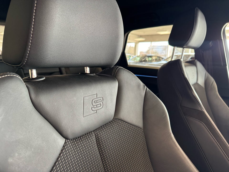 Audi Q3 45 TFSi e S-line plus S-tr. 5d