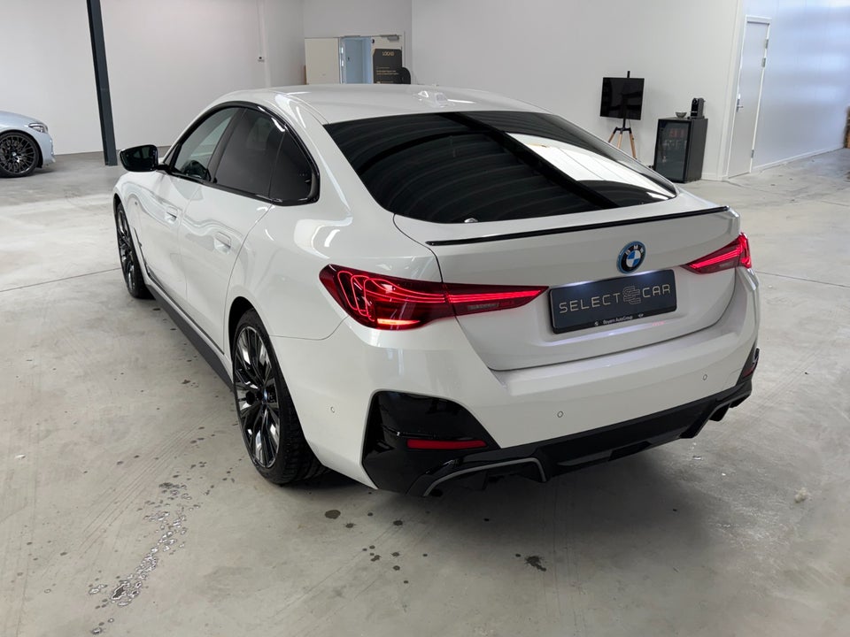 BMW i4 eDrive40 Fully Charged M-Sport Pro 5d