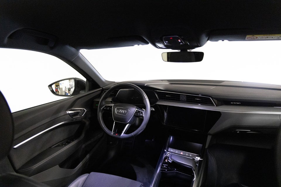 Audi e-tron 55 S-line quattro 5d