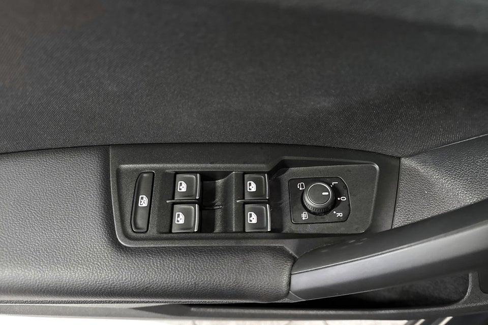 VW Tiguan 1,4 eHybrid Elegance DSG 5d