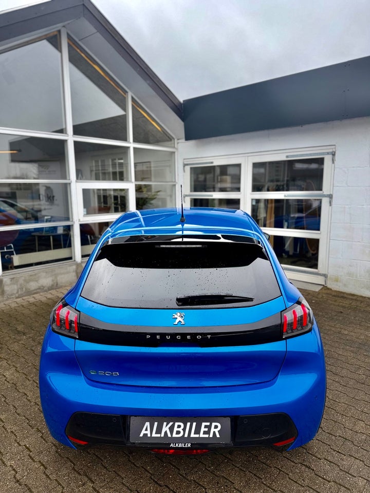 Peugeot e-208 50 Allure 5d