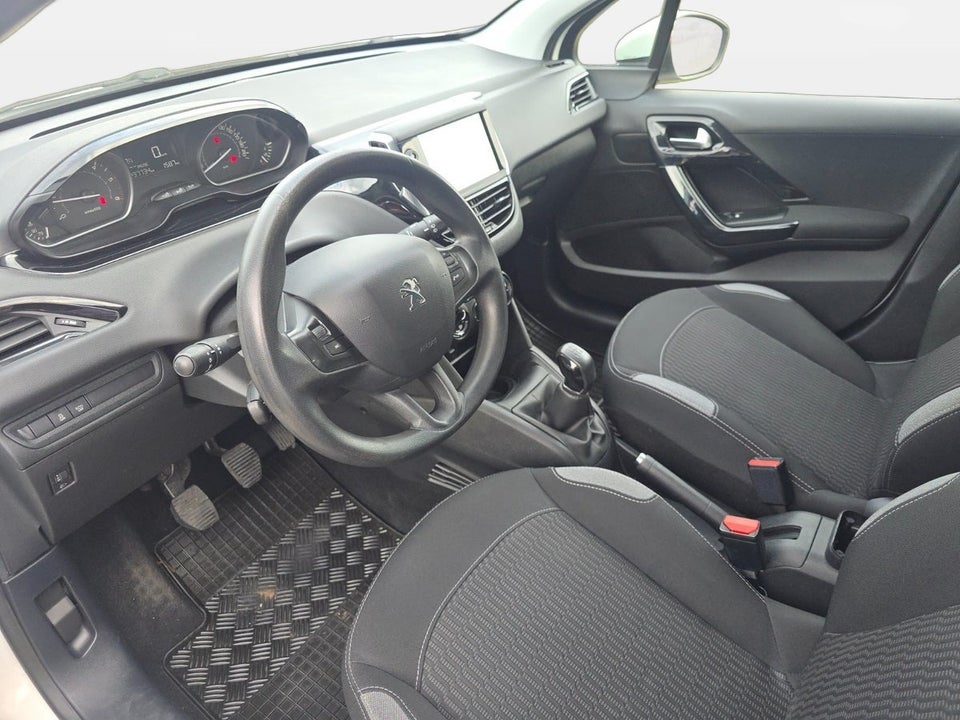 Peugeot 208 1,6 BlueHDi 100 Active 5d