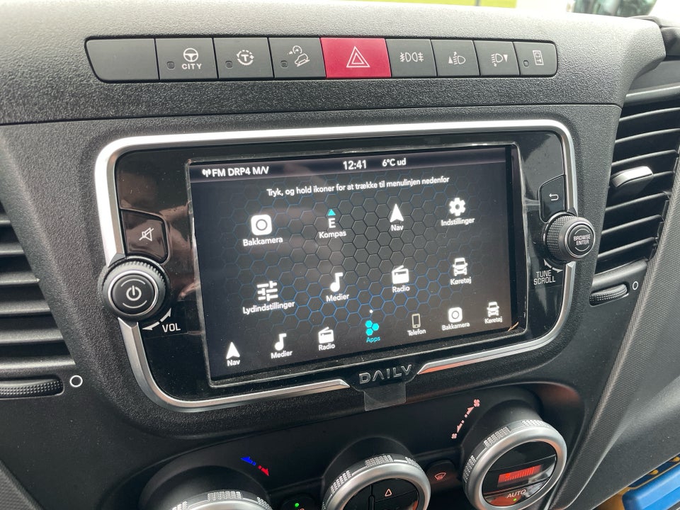 Iveco Daily 2,3 35S16 12m³ Van AG8