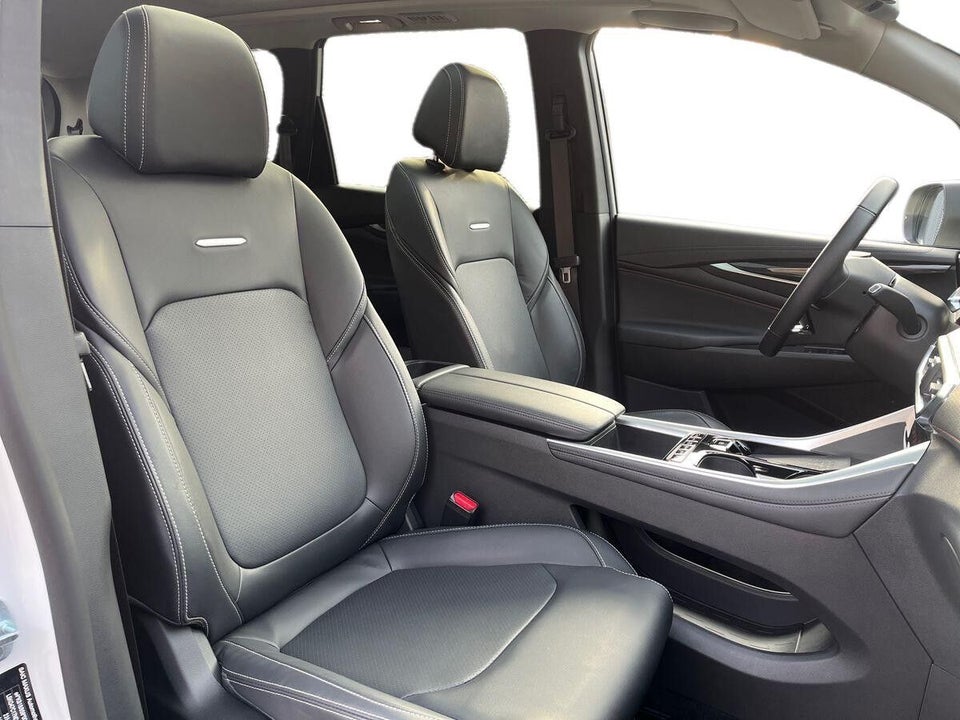 Maxus Euniq5 70 6prs 5d