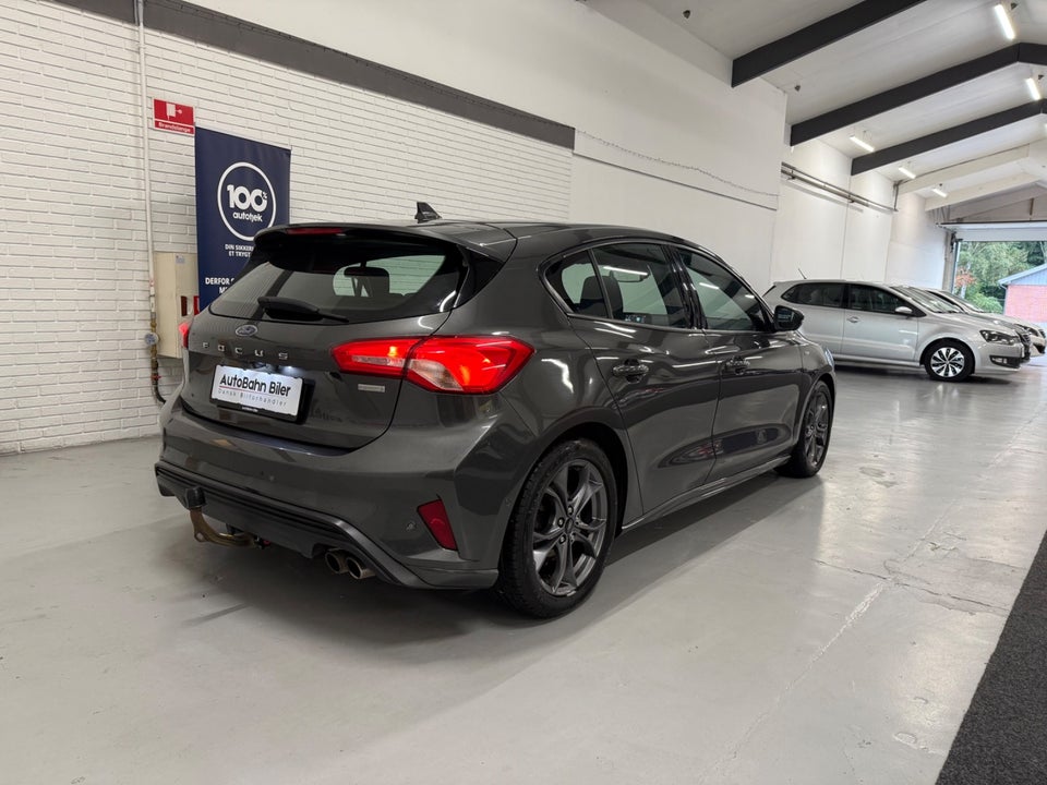 Ford Focus 1,0 EcoBoost ST-Line 5d