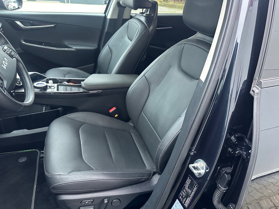 Kia EV6 77 Long Range Upgrade 5d