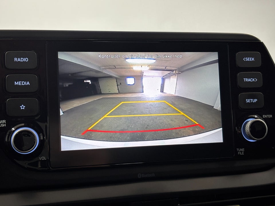 Hyundai i20 1,0 T-GDi Essential DCT 5d