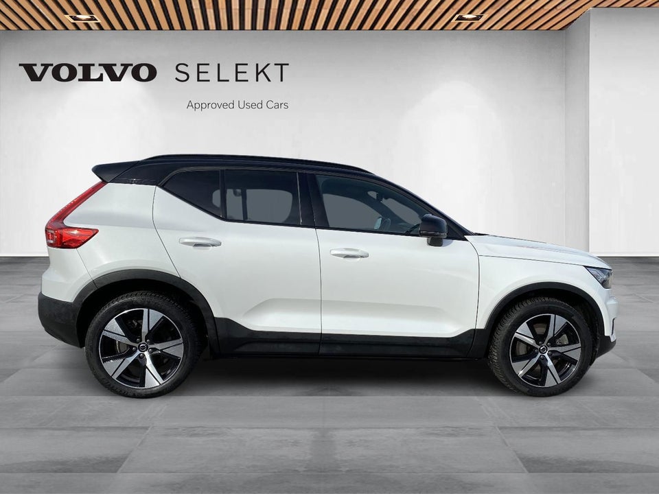 Volvo XC40 P6 ReCharge Pro 5d