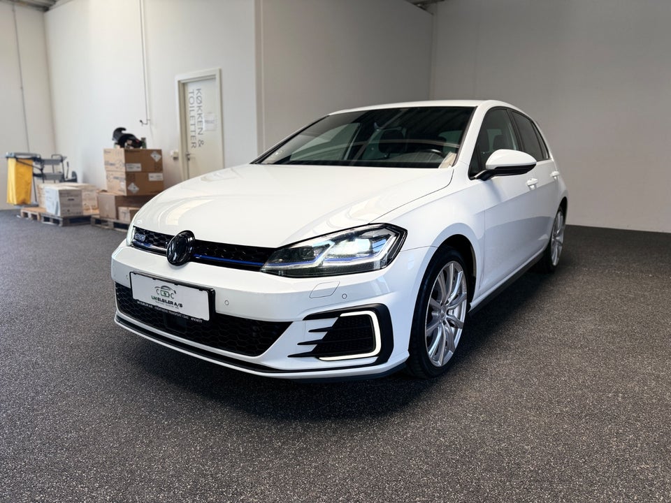 VW Golf VII 1,4 TSi 150 Comfortline DSG 5d