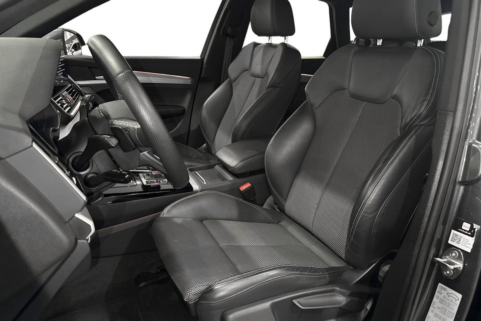 Audi Q5 55 TFSi e S-line quattro S-tr. 5d
