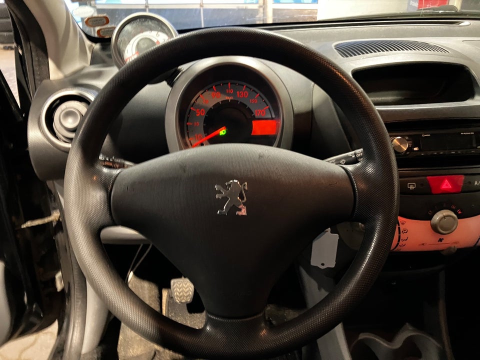Peugeot 107 1,0 Comfort 5d