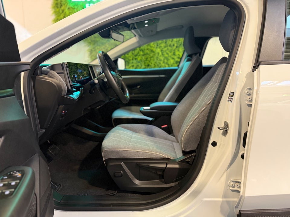 Renault Megane E-Tech 40 Equilibre 5d