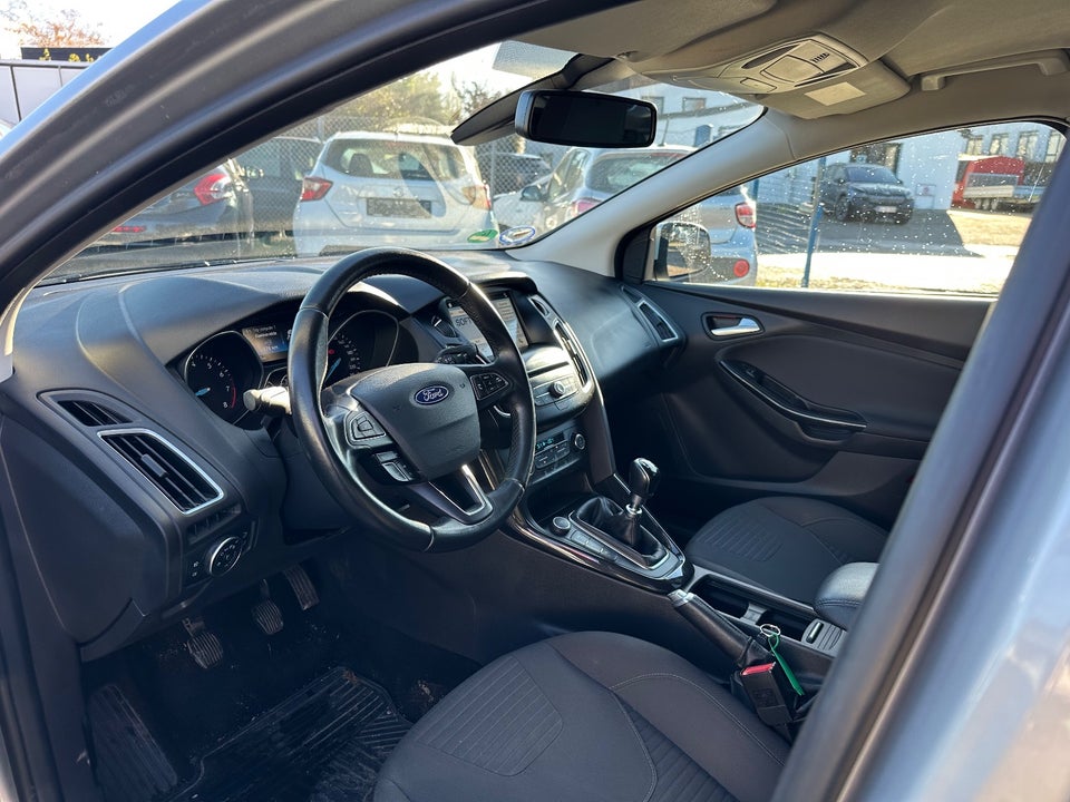 Ford Focus 1,0 SCTi 125 Titanium Fun stc. 5d