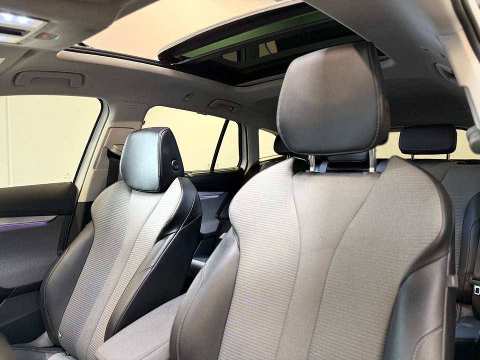 Skoda Enyaq 80x iV Loft 5d