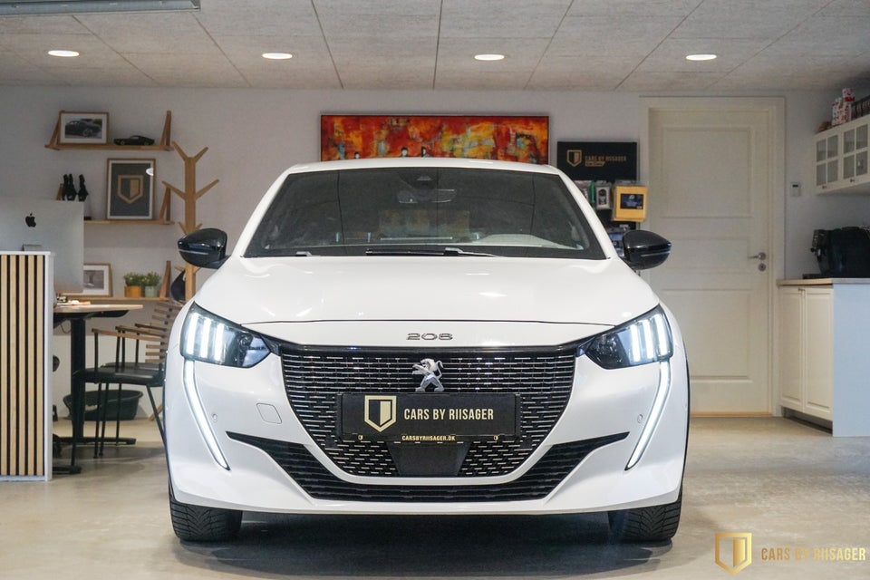 Peugeot 208 1,2 PureTech 100 GT 5d