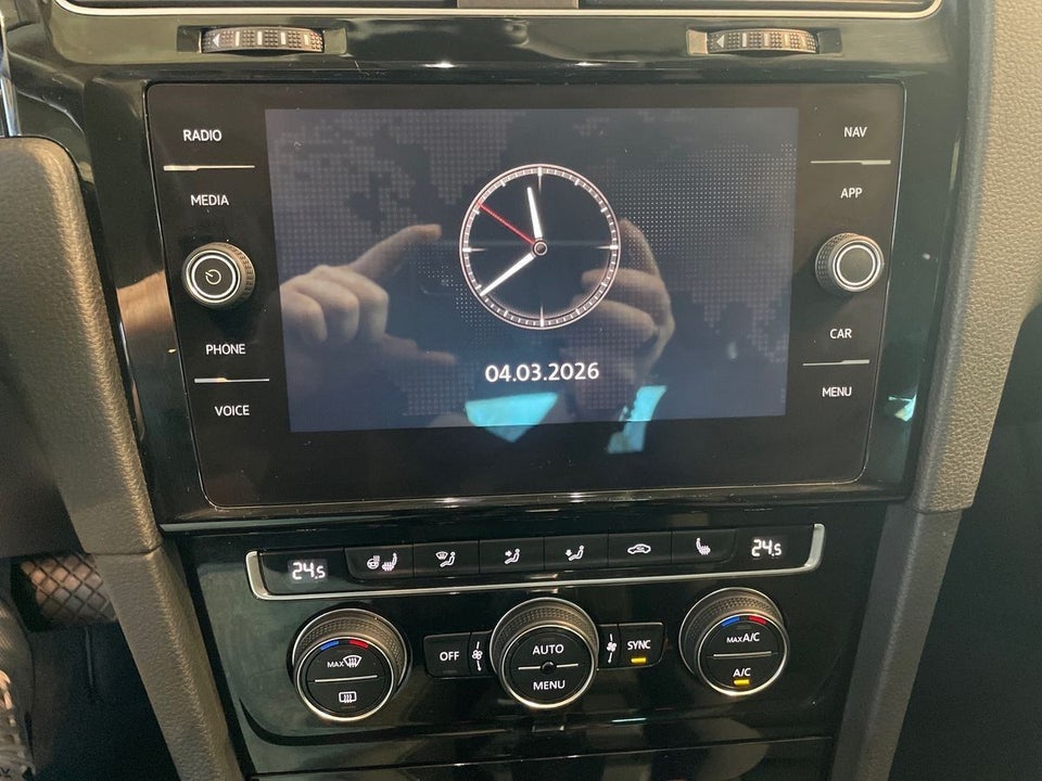 VW Golf VII 1,5 TSi 150 Highline DSG 5d