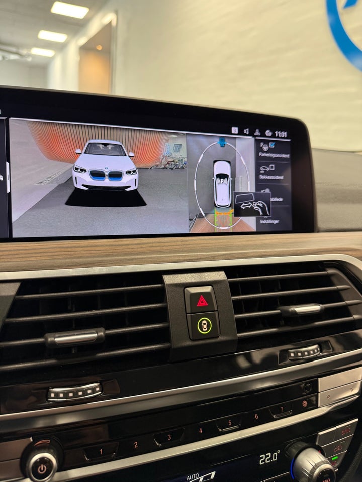 BMW iX3 Charged Plus 5d