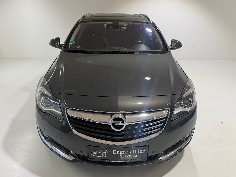 Opel Insignia 1,6 CDTi 136 Cosmo Sports Tourer 5d
