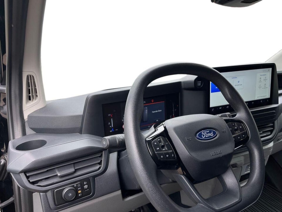 Ford Transit Custom 300 L2 2,0 EcoBlue Trend aut.