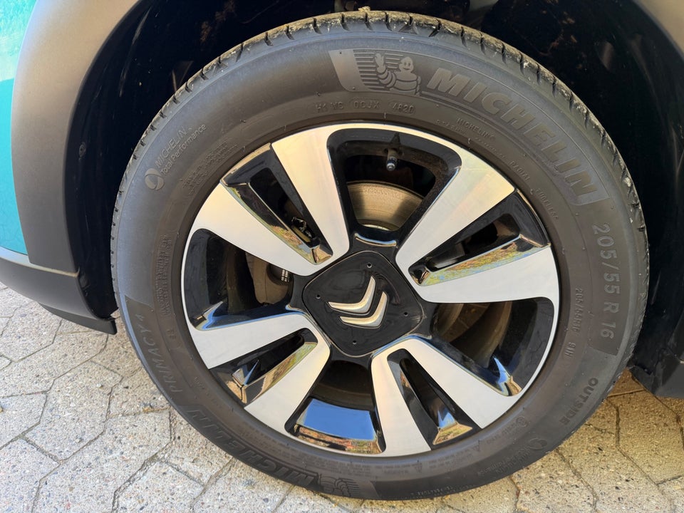 Citroën C3 1,2 PureTech 83 Shine 5d