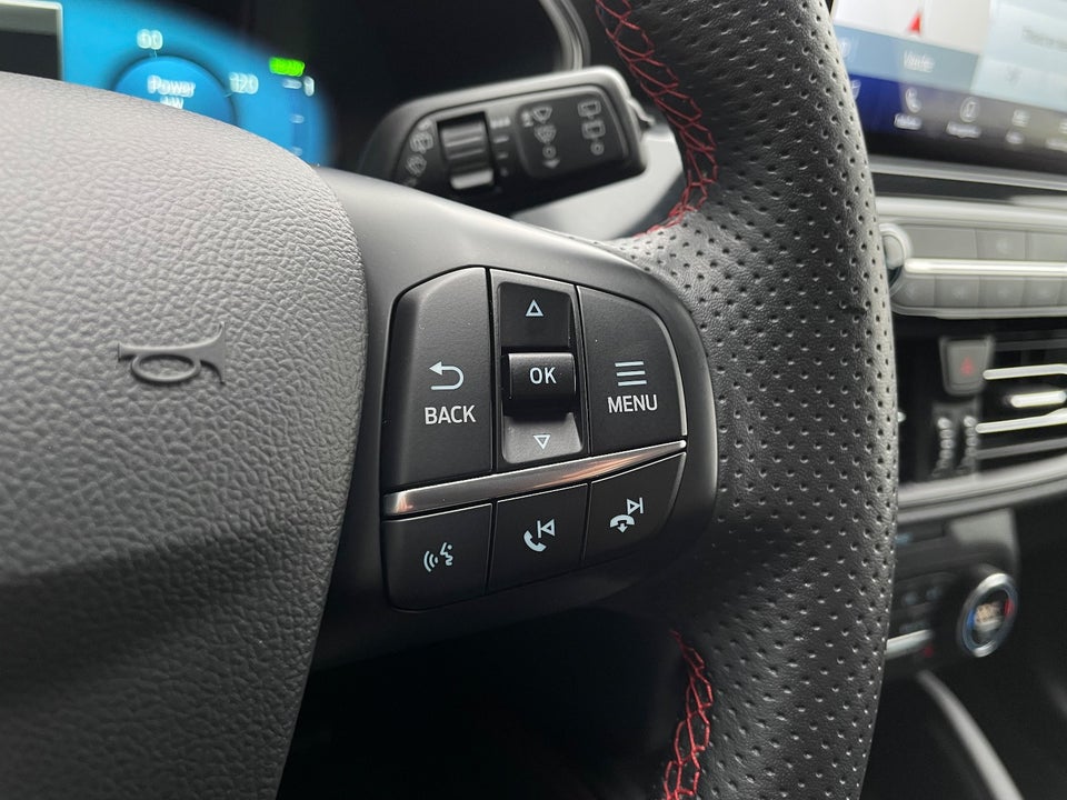 Ford Kuga 2,5 PHEV ST-Line X CVT 5d