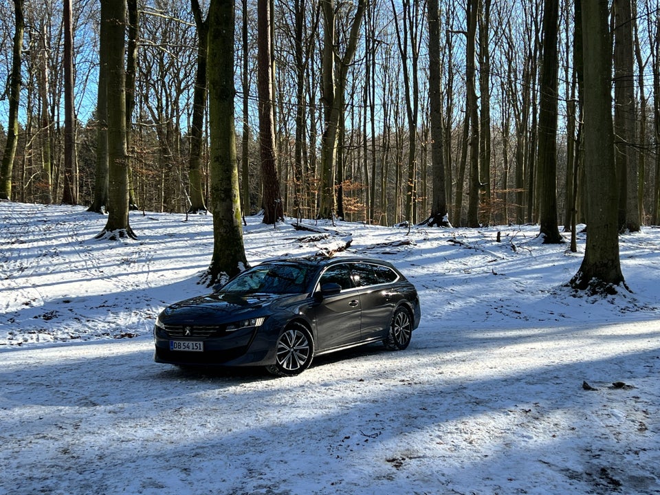 Peugeot 508 1,6 Hybrid Allure Pack SW EAT8 5d