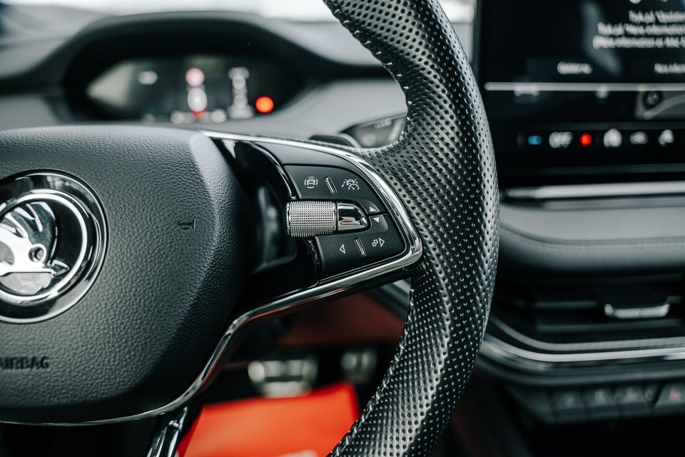 Skoda Enyaq 60 iV Sportline 5d