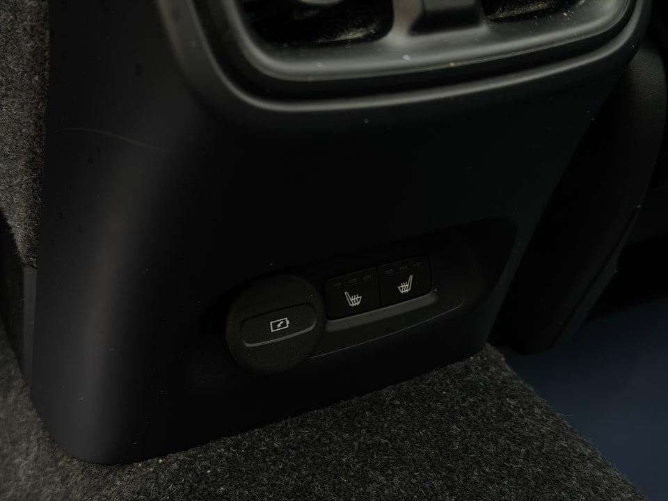 Volvo XC40 ReCharge Extended Range Ultimate 5d