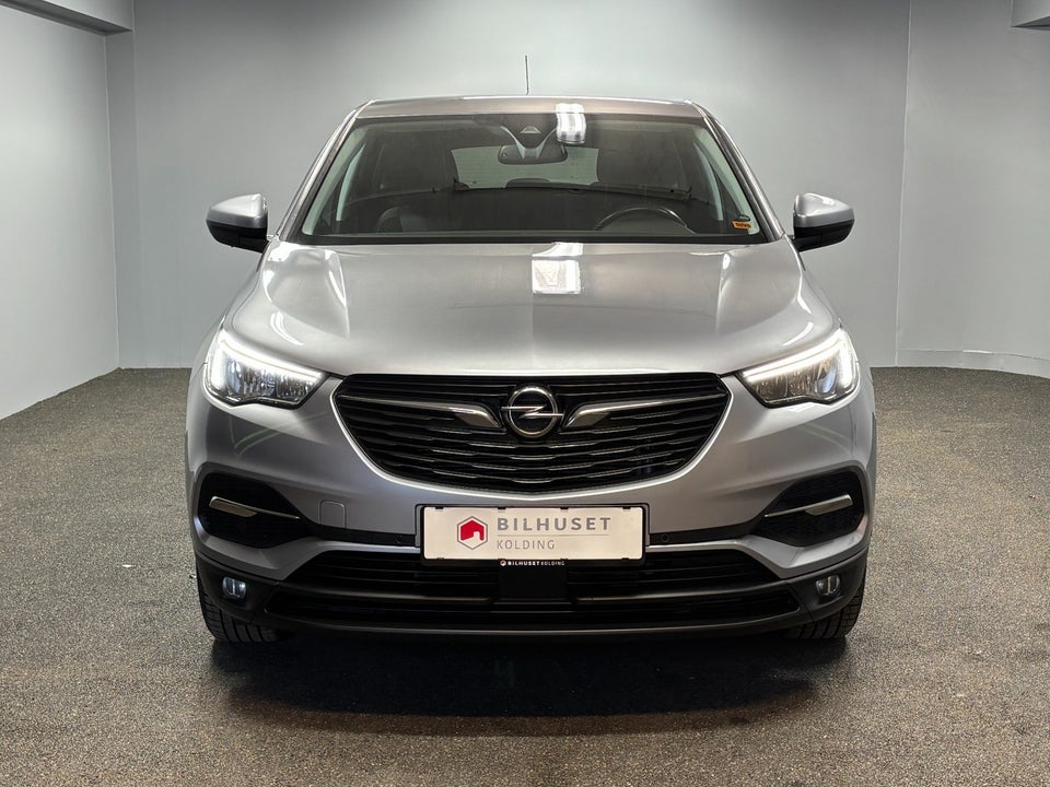 Opel Grandland X 1,2 T 130 Enjoy 5d