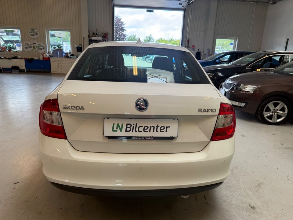 Skoda Rapid 1,2 TSi 90 Ambition DSG 5d