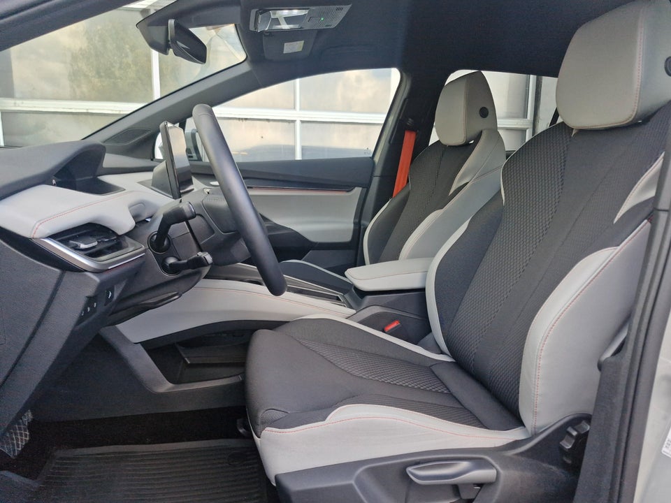 Skoda Elroq 85 iV Lodge 5d