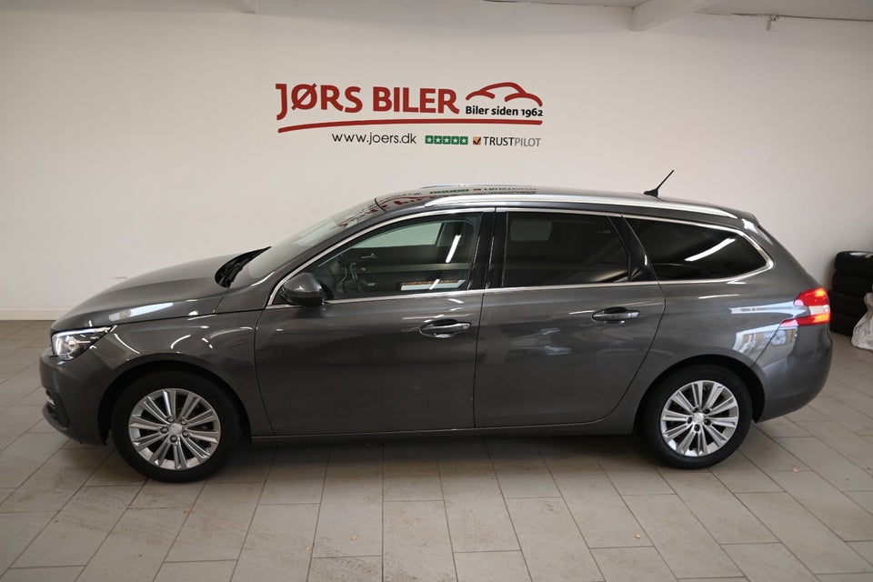 Peugeot 308 1,6 BlueHDi 120 Selection Sky SW 5d