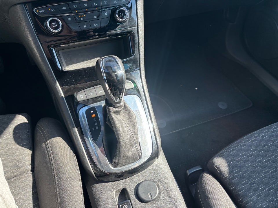 Opel Astra 1,4 T 150 Exclusive aut. 5d