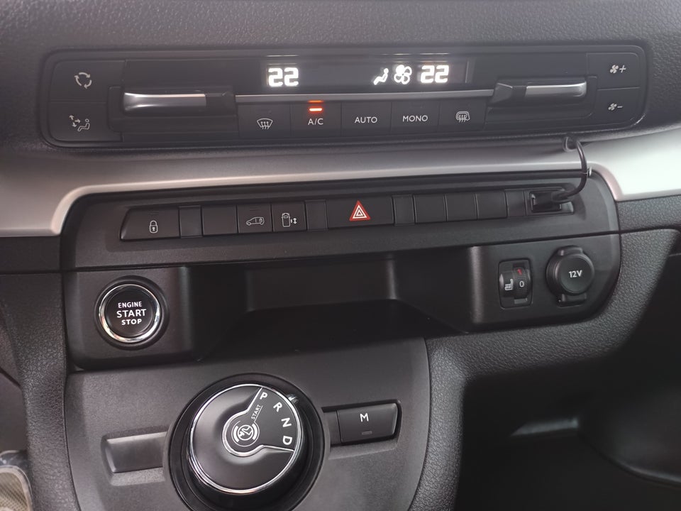 Peugeot Expert 2,0 BlueHDi 122 L2 Sport EAT8 Van