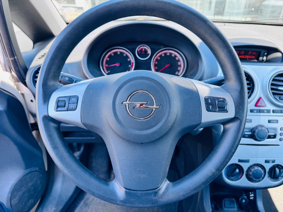 Opel Corsa 1,0 12V Enjoy 5d