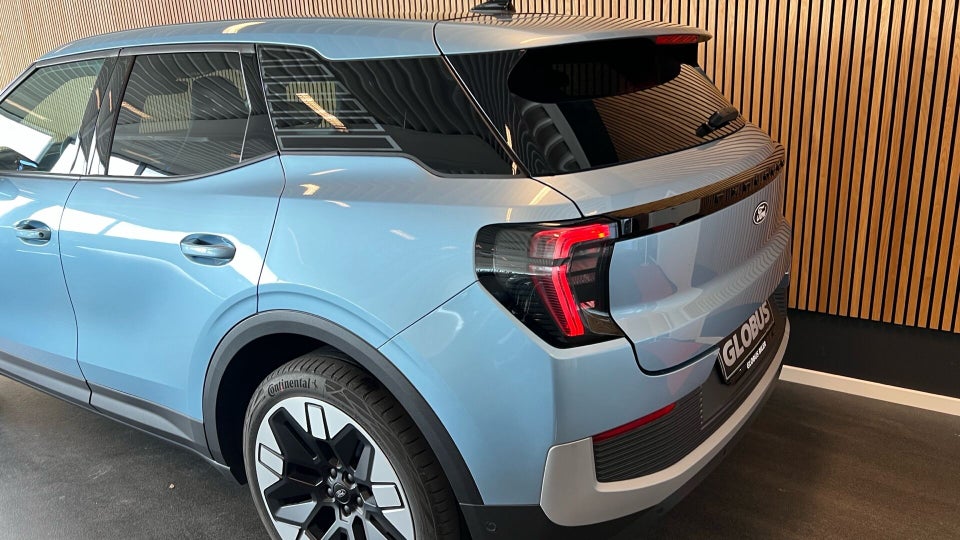 Ford Explorer 79 Premium Extended Range AWD 5d